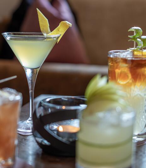 Cocktails auf der Theke