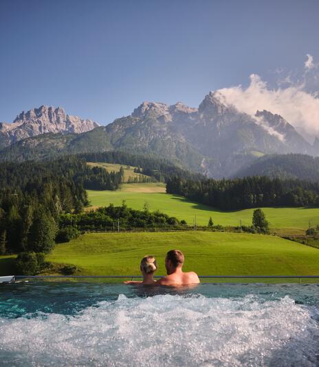 Hotel mit Infinity Pool Salzburg
